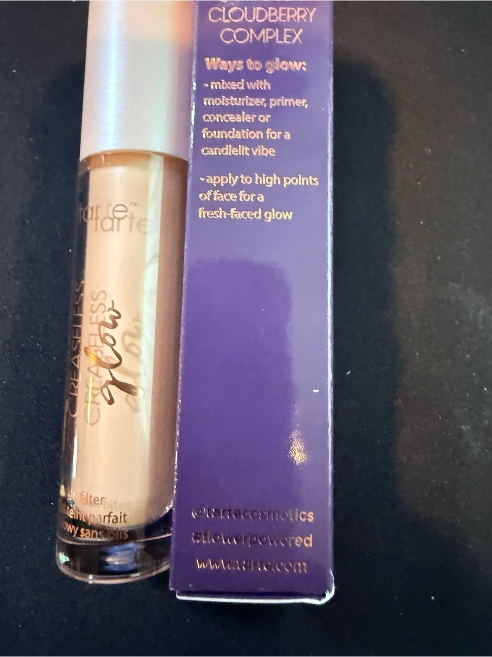 tarte Creaseless Glow Skin Filter - shade gleaming
